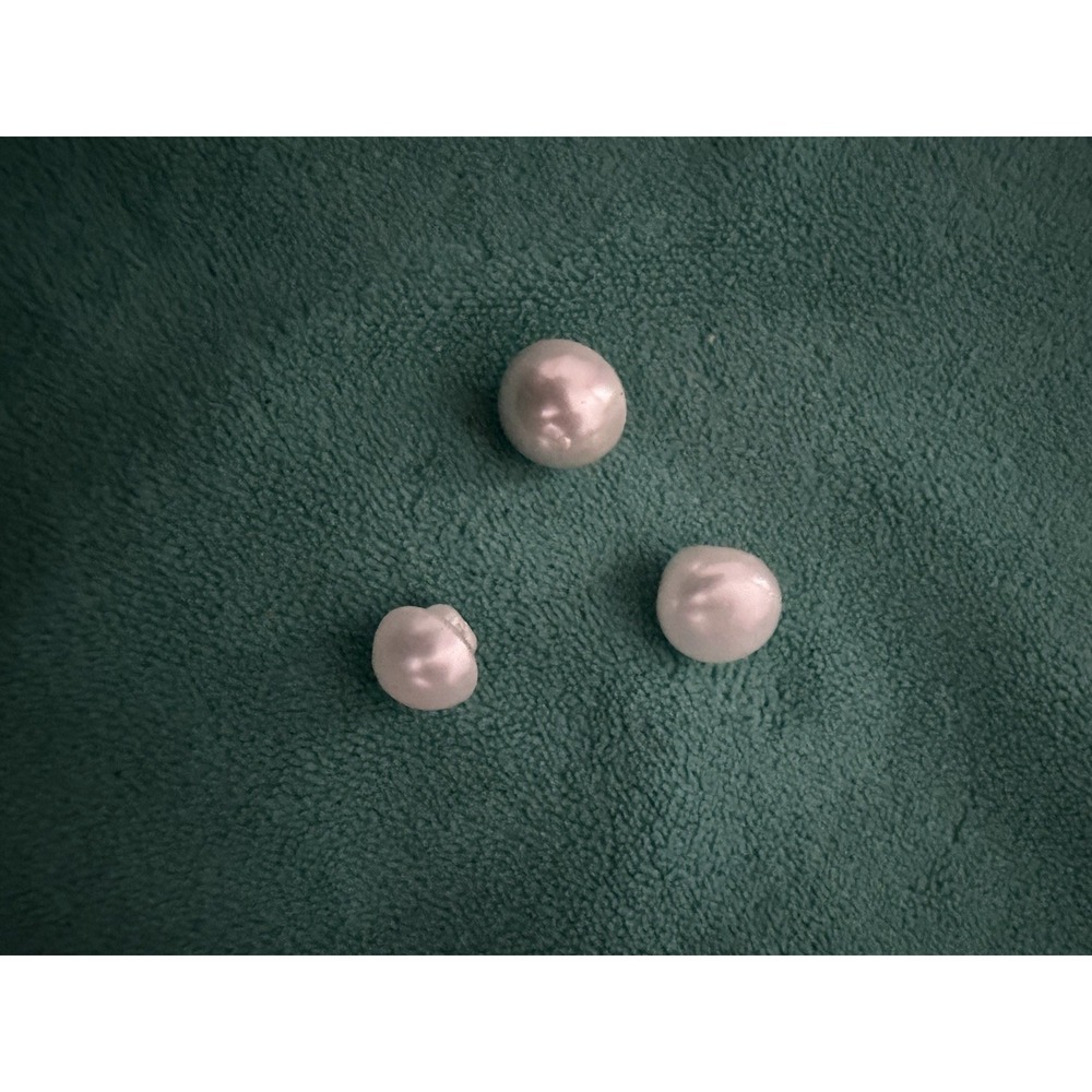 Pearl Shank White Buttons - Set Of 3